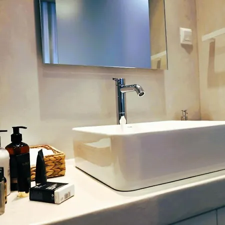 Bluewave Lux House أورنوس